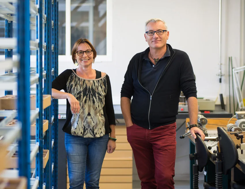 L'équipe Nextone dans son atelier de fabrication de lunettes à Montrichard - Centre-Val de Loire