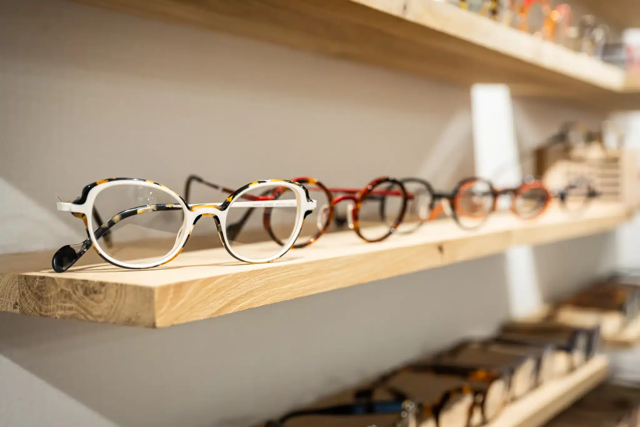 Montures de la collection Maxime & Lucien, lunettes de créateur fabriquées en France